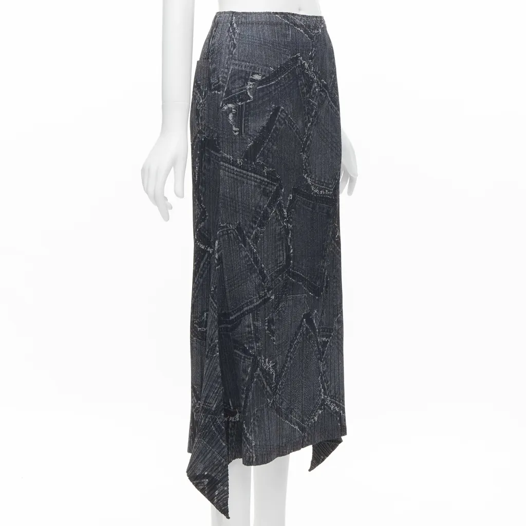 Issey Miyake Denim Pleated Skirt Blue Polyester Never worn - Inside View