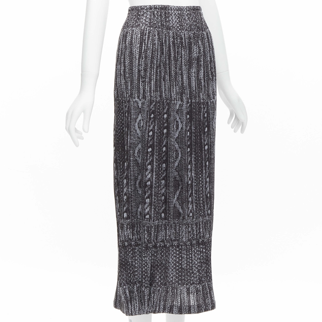 Issey Miyake Cable Knit Skirt - Back view