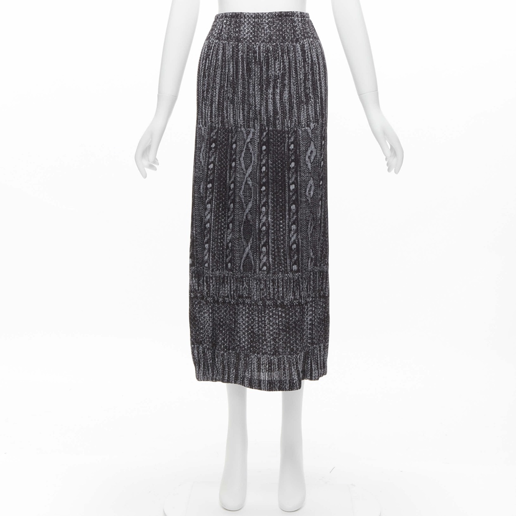 Issey Miyake Cable Knit Skirt - Image 11