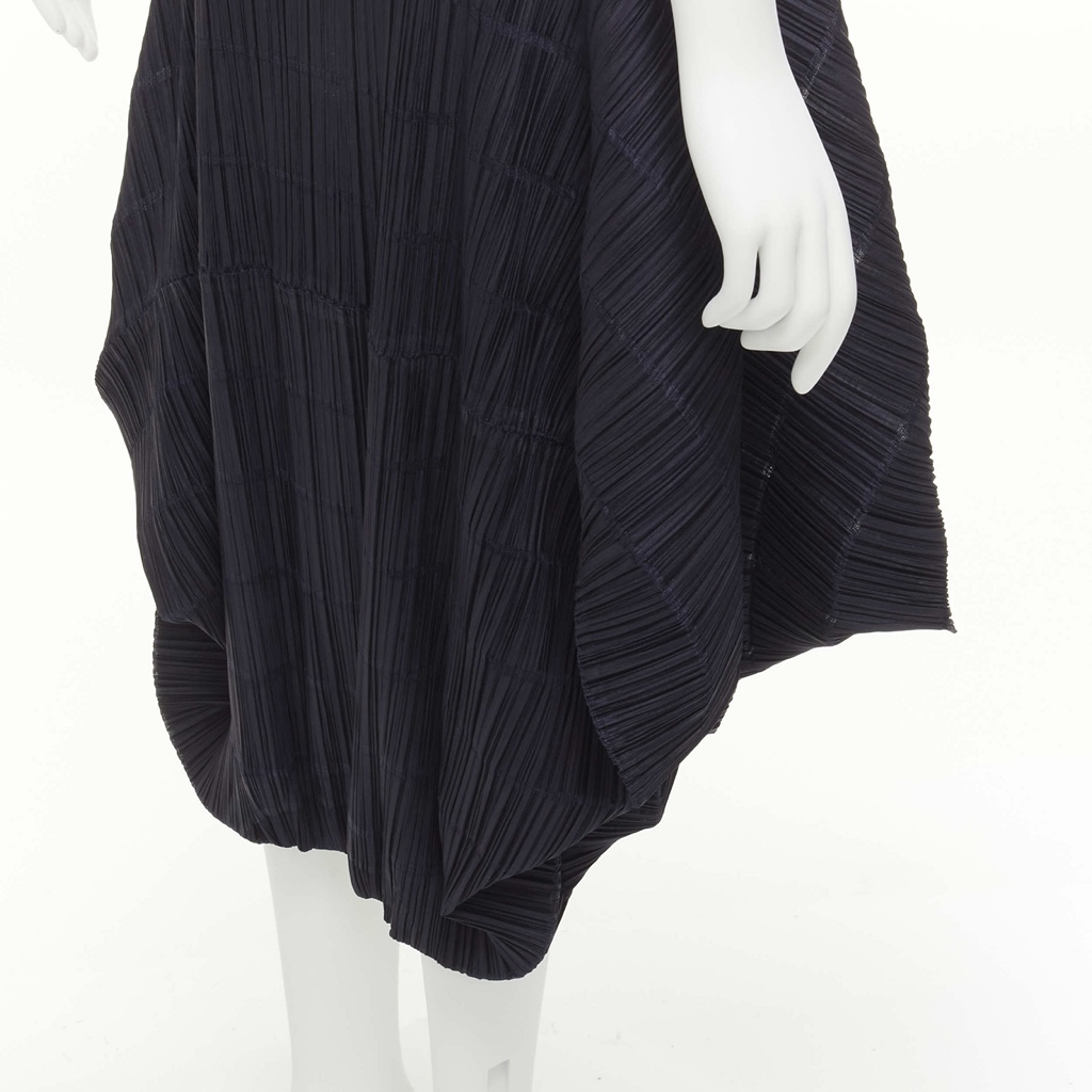 Issey Miyake Drop Crotch Shorts - Back view