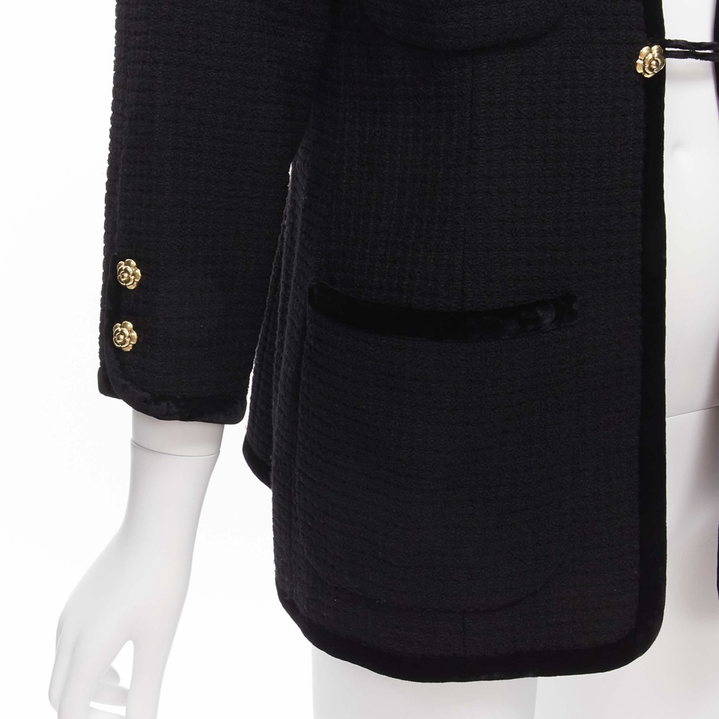 Chanel Black Tweed Jacket - Image 10