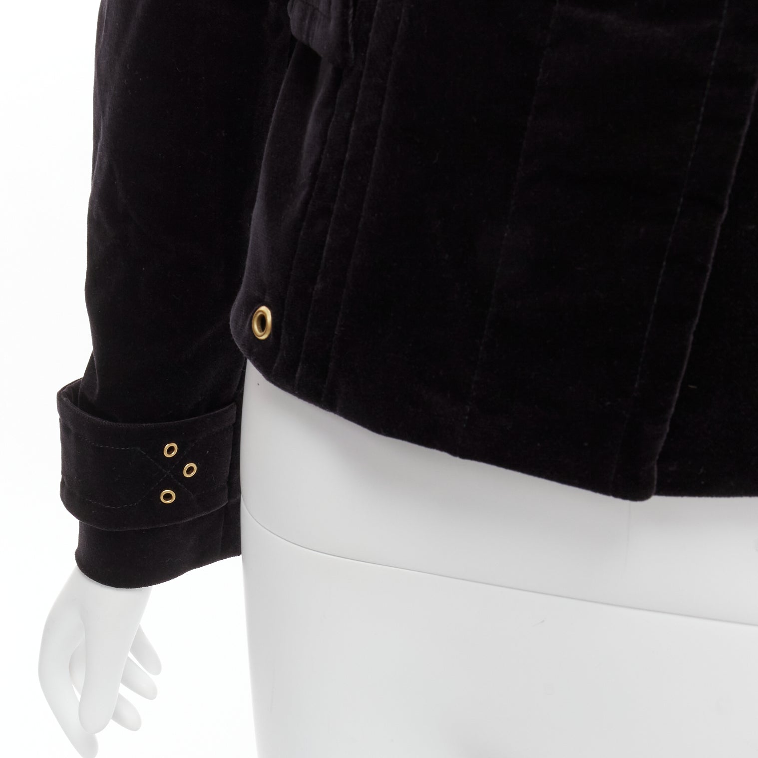Gucci Gold Eyelet Blazer - Image 11