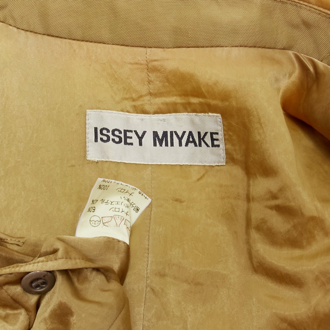 Issey Miyake 3D Collar Insert Jacket - Image 10