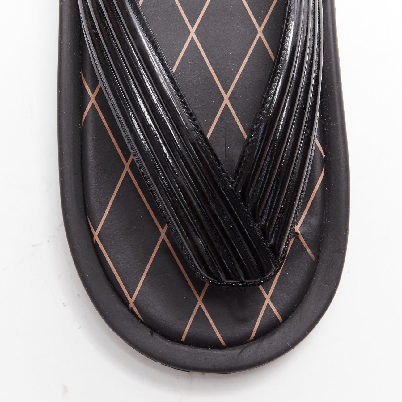 Louis Vuitton Leather Geta Sandals - Detail 1