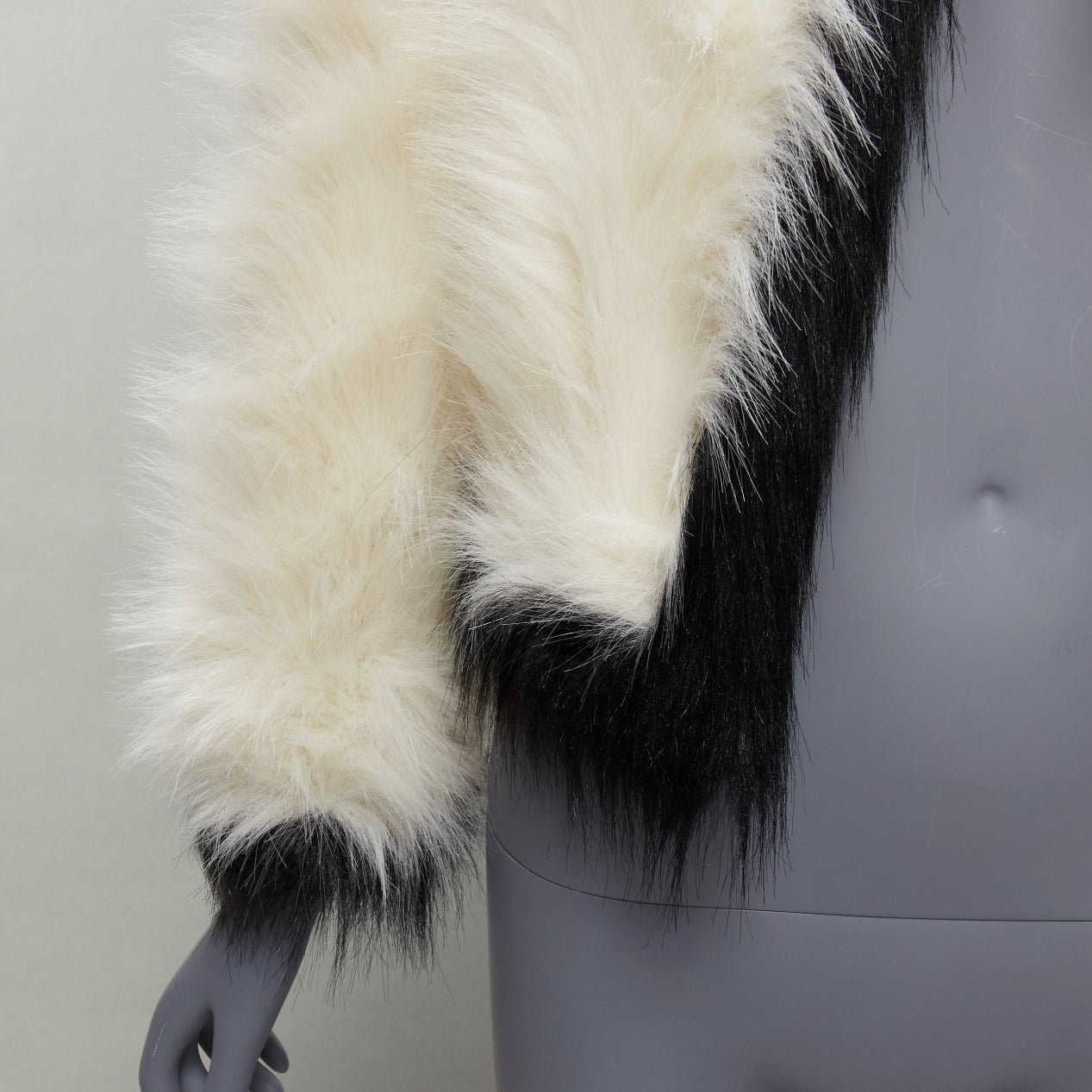 Saint Laurent Cream Faux Fur Jacket - Detail 2