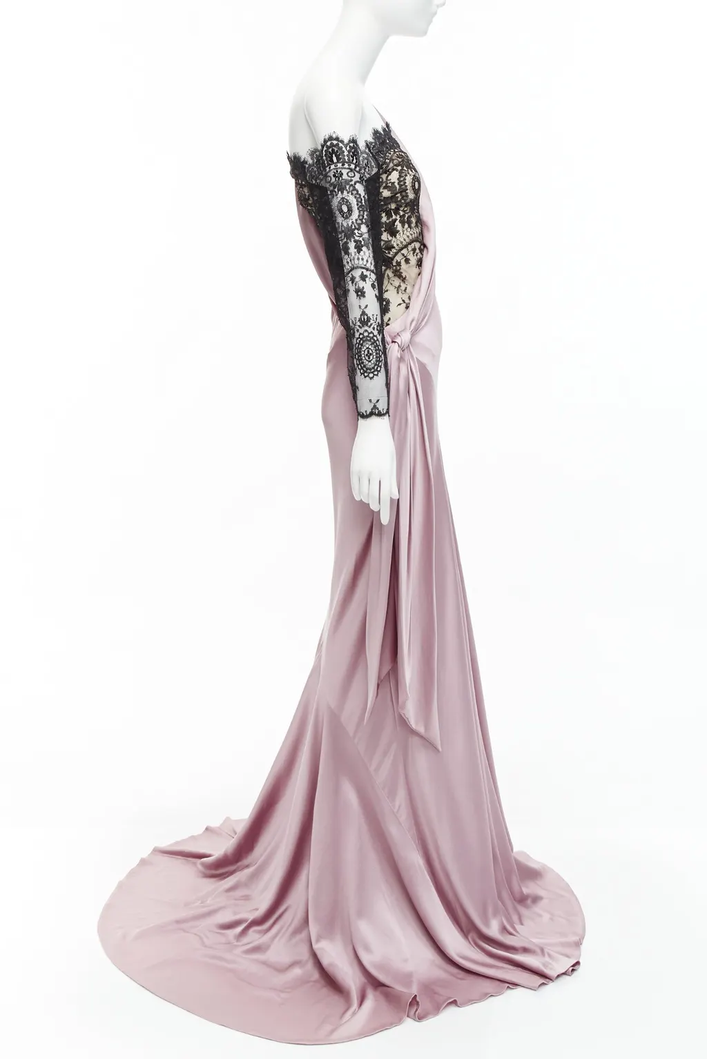 Alexander McQueen Lace One Shoulder Purple Silk Never worn, with tag - Model View