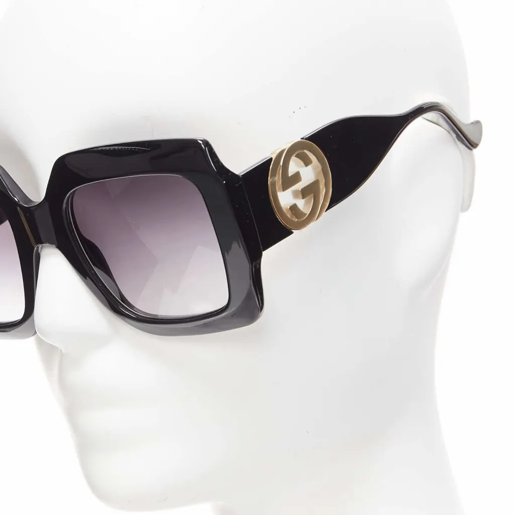 Gucci Gold Logo Glasses Black Very good - Box View