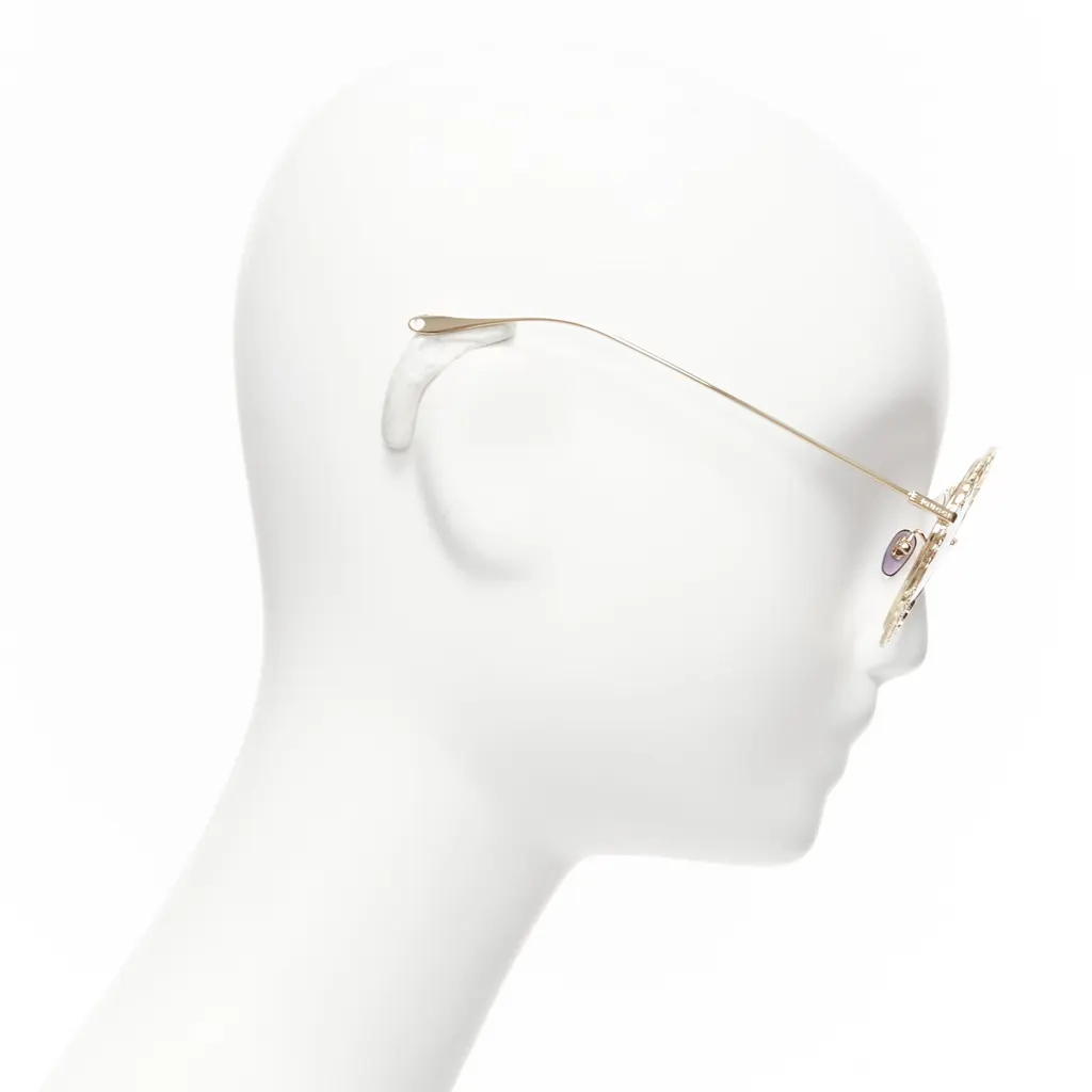 Gucci GG1113S Gold Metal Never worn - Model View