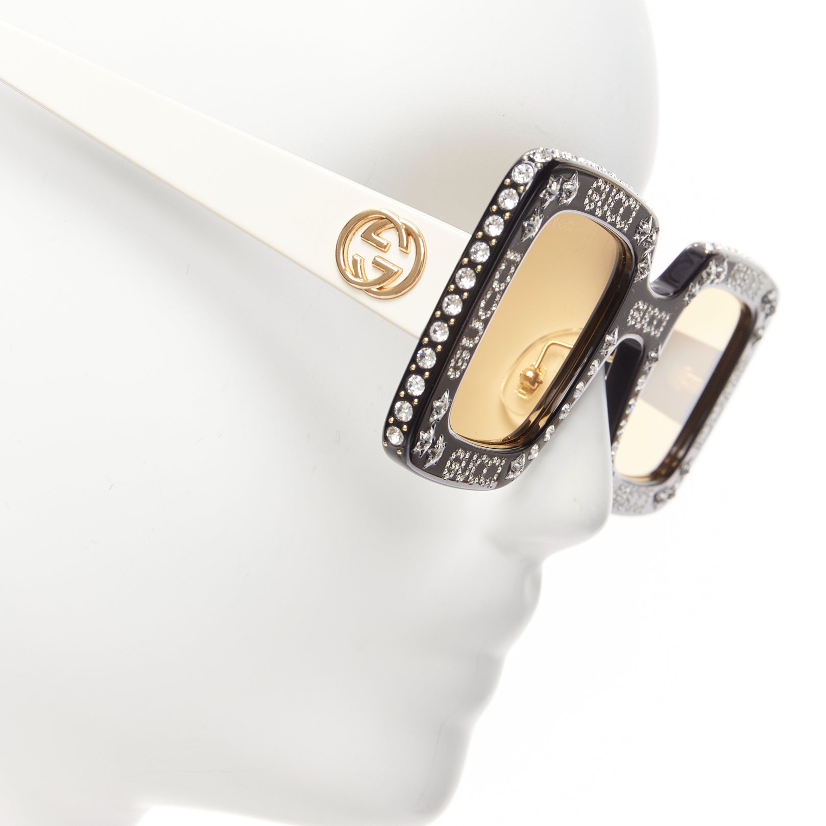 Gucci GG0780S - Side view