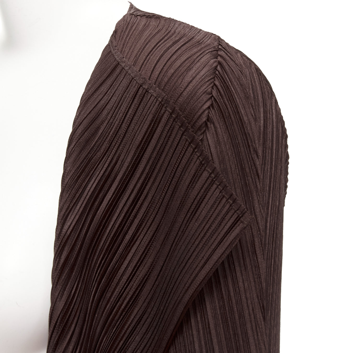 Issey Miyake Brown Plisse Cardigan - Detail 2