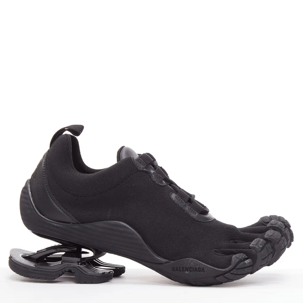 Balenciaga Vibram Toe Sneakers Black Very good - Front View