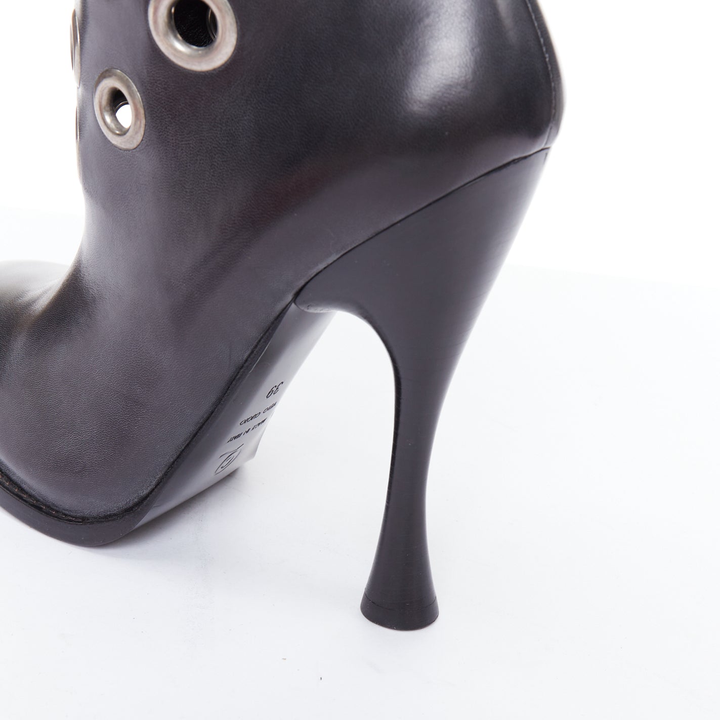 Alexander Mcqueen Grommet studded spool pirate - Detail 2