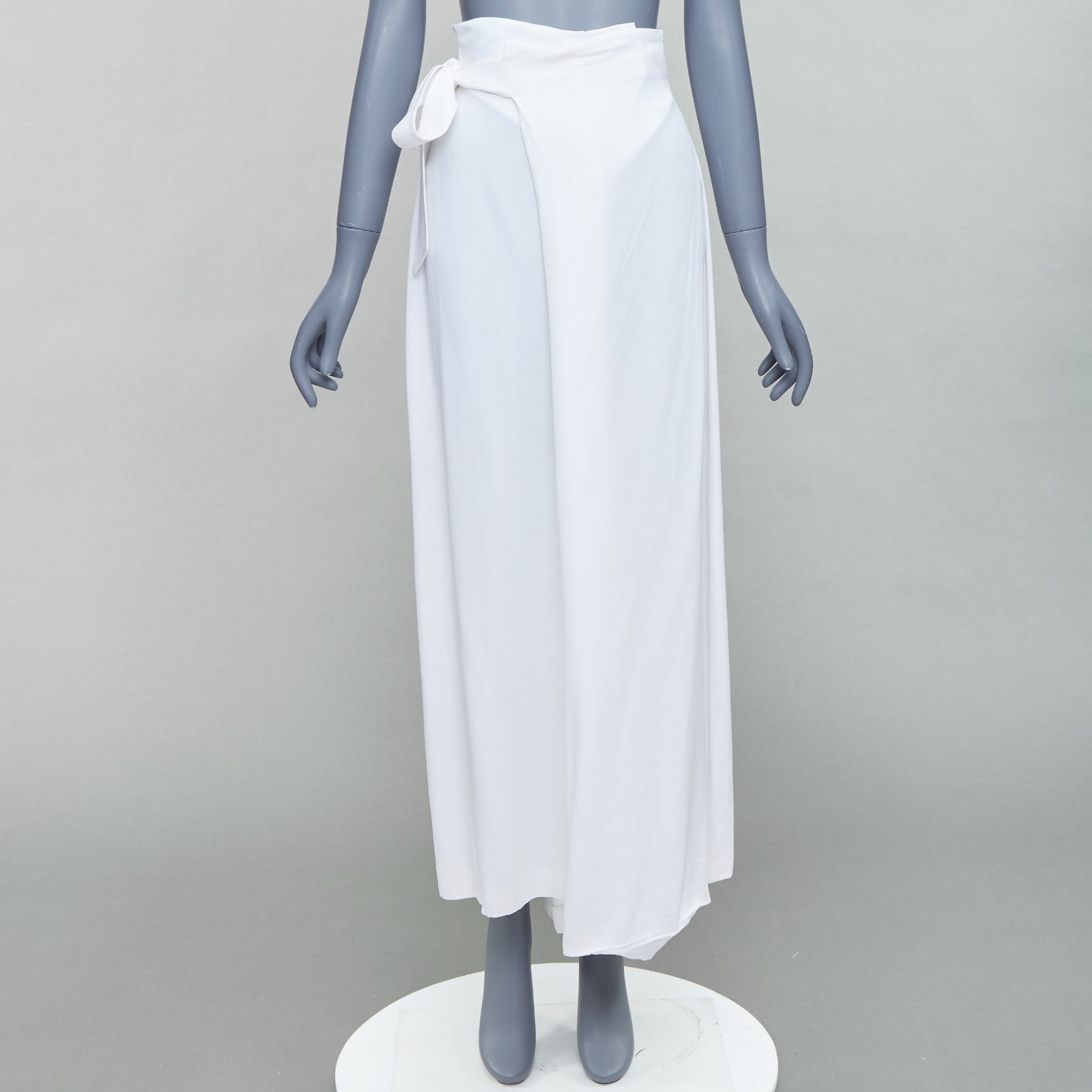 Gianfranco Ferre Wrap Tie Pants - Image 11