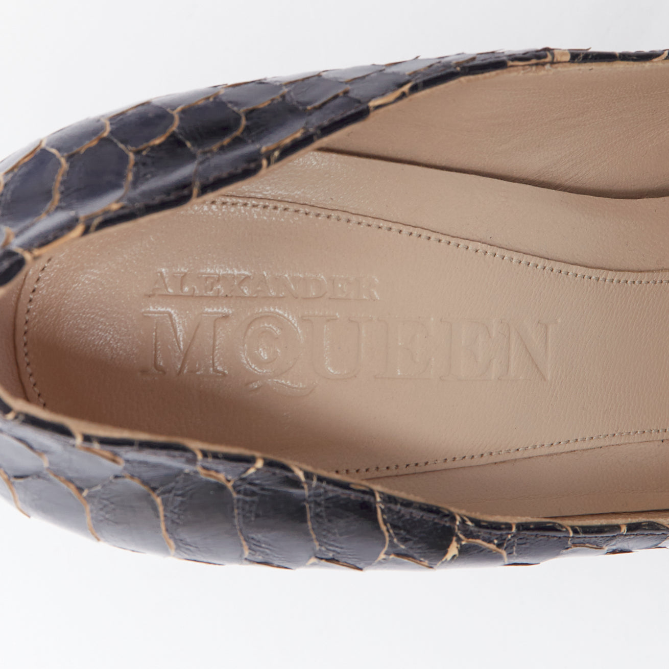 Alexander Mcqueen Scaled Leather Pumps - Image 11