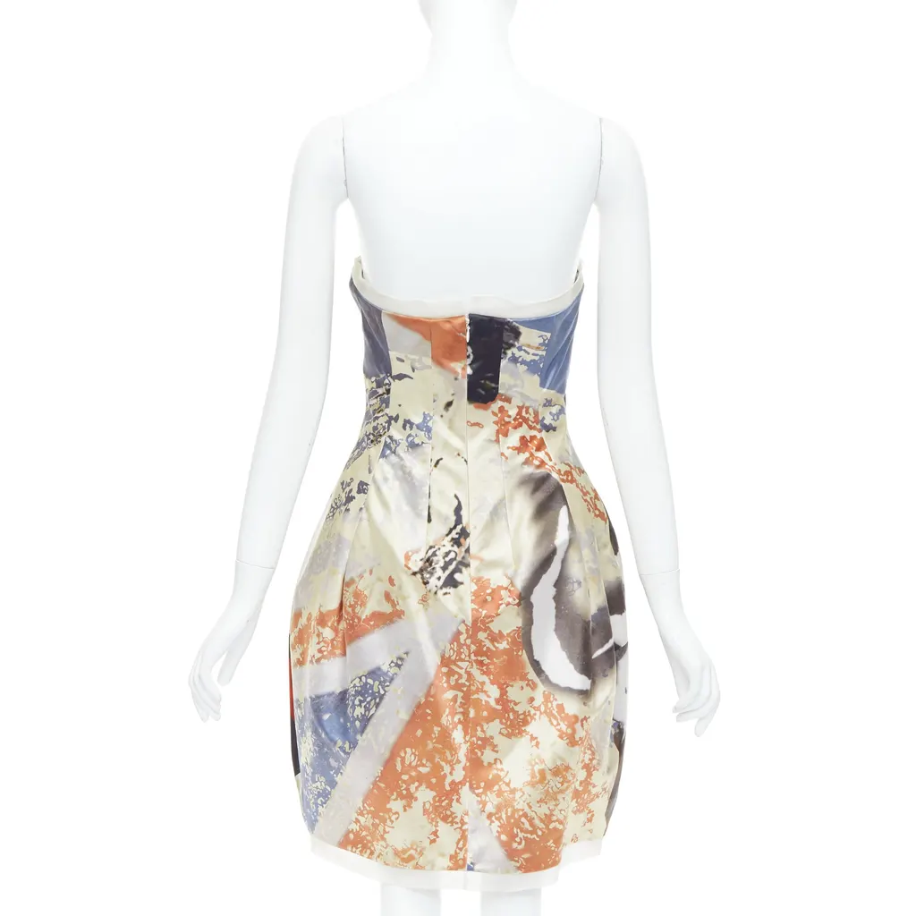 Alexander McQueen Queen Elizabeth Dress Ecru Silk Never worn, with tag - Box View