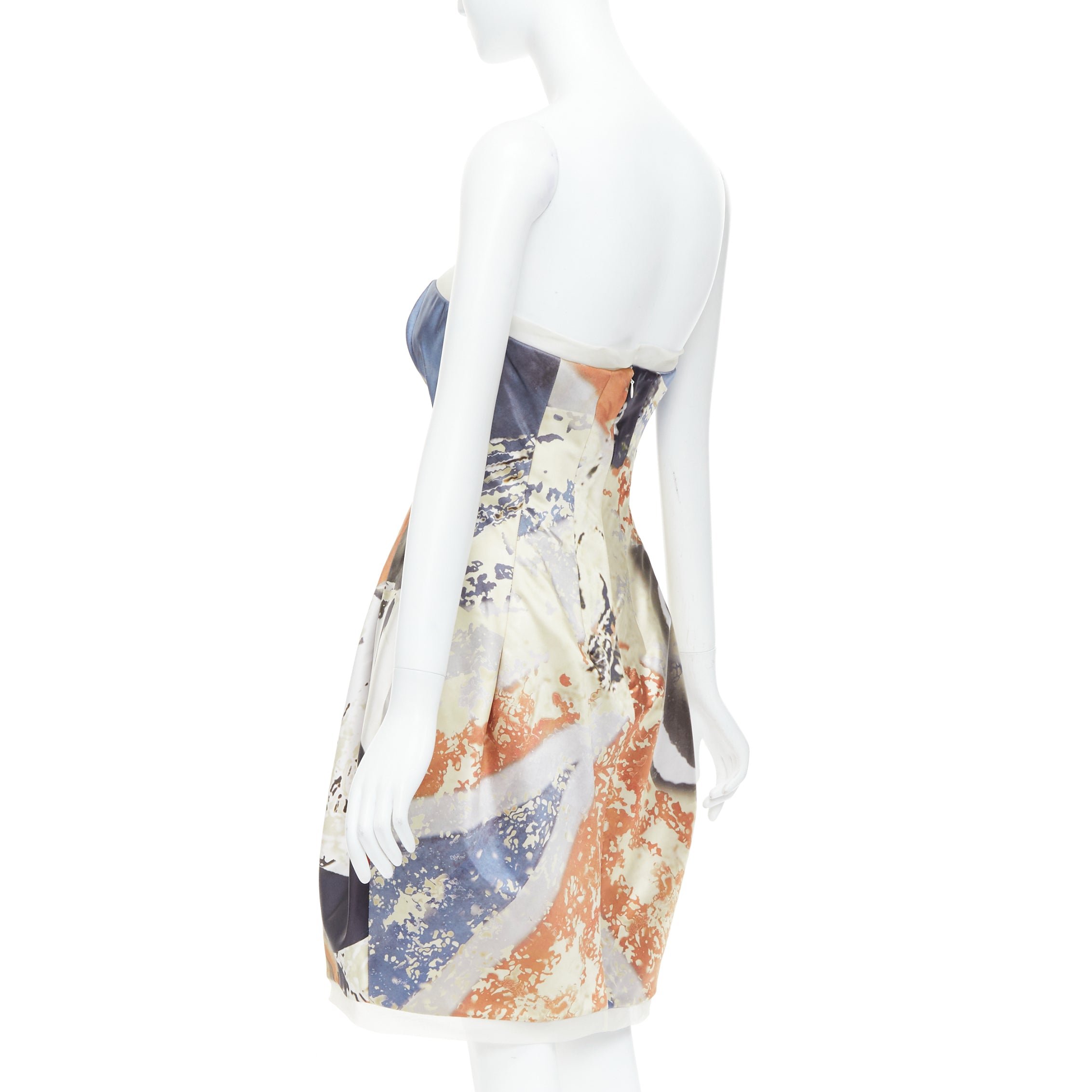 Alexander Mcqueen Queen Elizabeth Dress - Detail 1