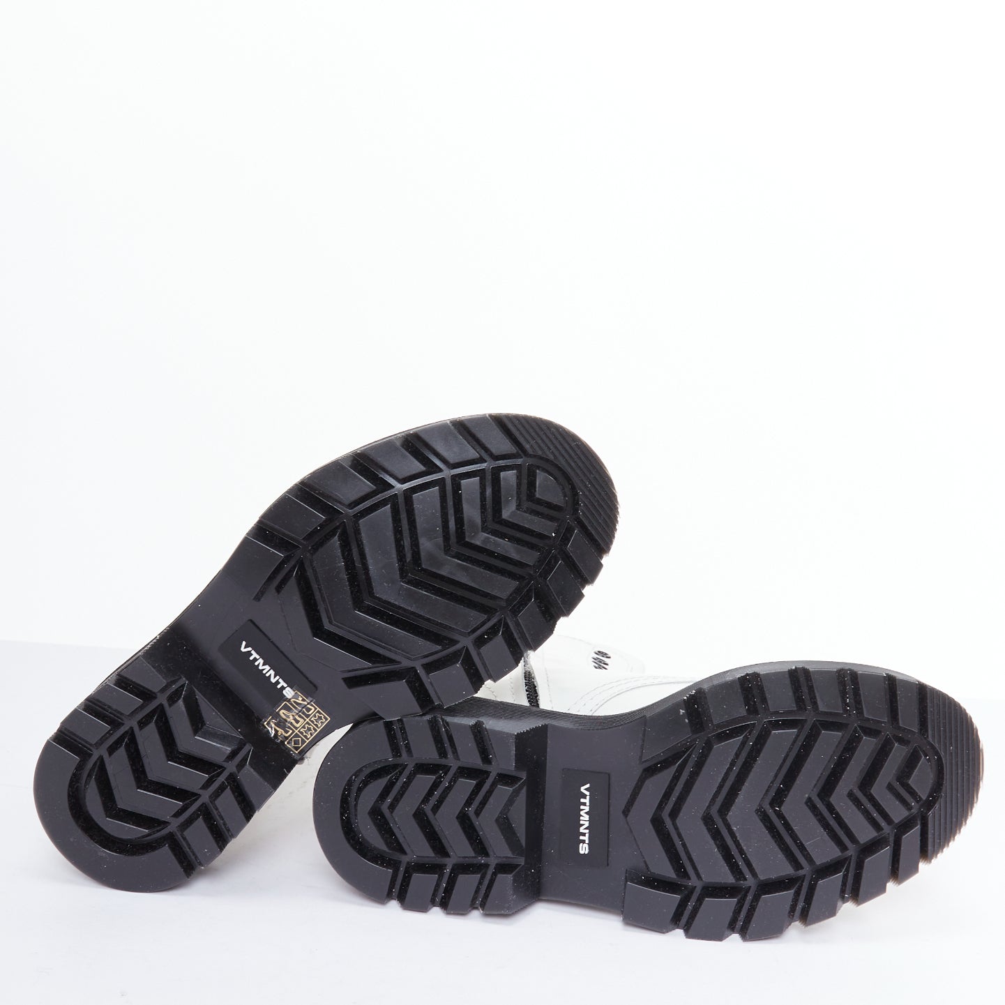 Vetements VTMNTS F OFF black  - Image 11