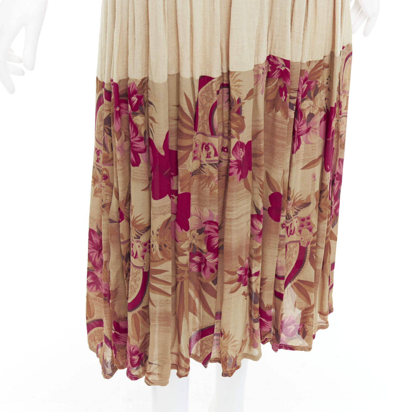 Unsigned / متعددة Floral Midi Dress - Detail 2