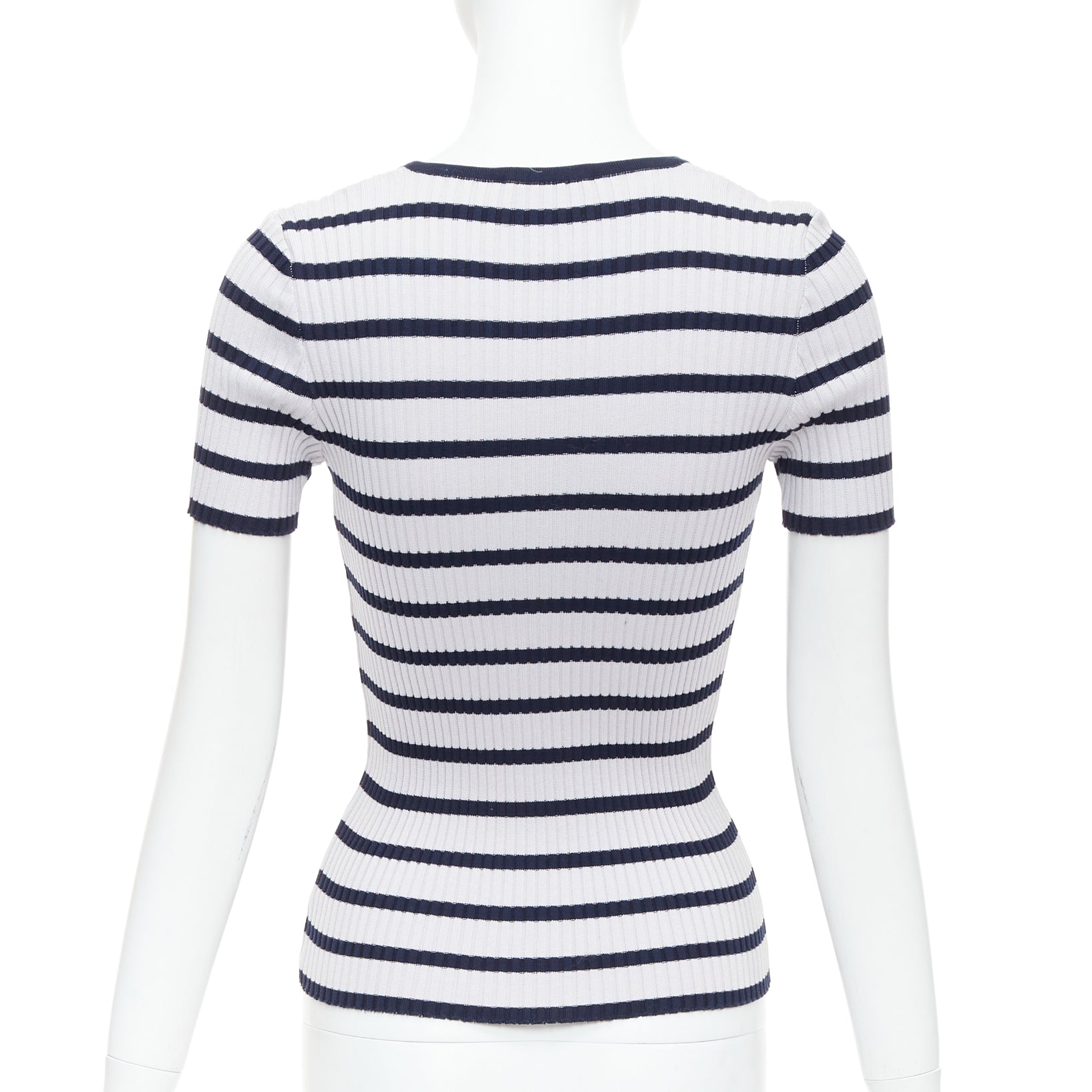 Chanel P10235V00445 - Side view