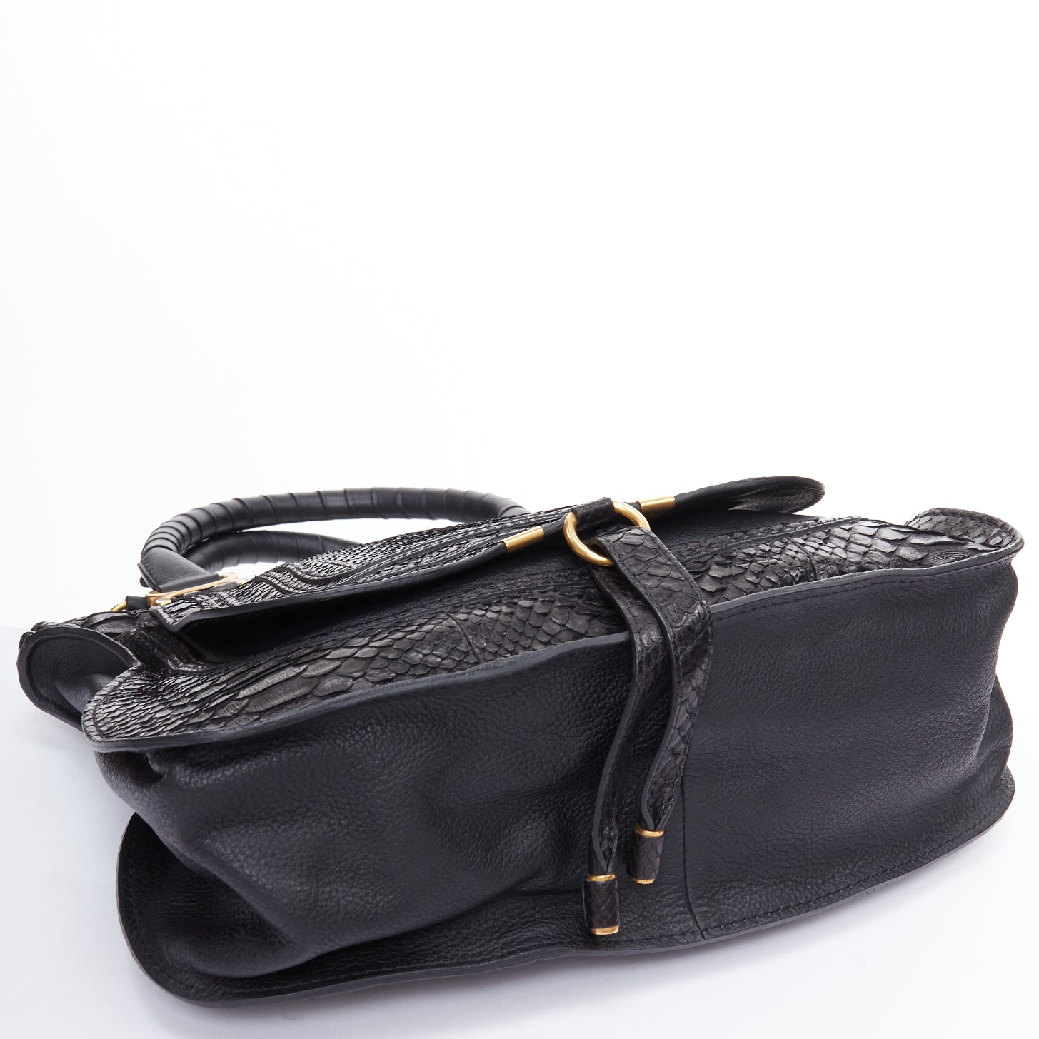 Chloe Marcie - Detail 1