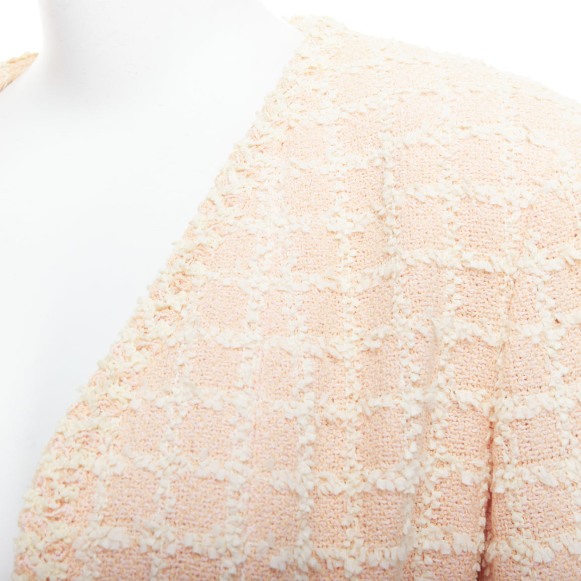 Chanel Pink Tweed Crop Jacket - Detail 2