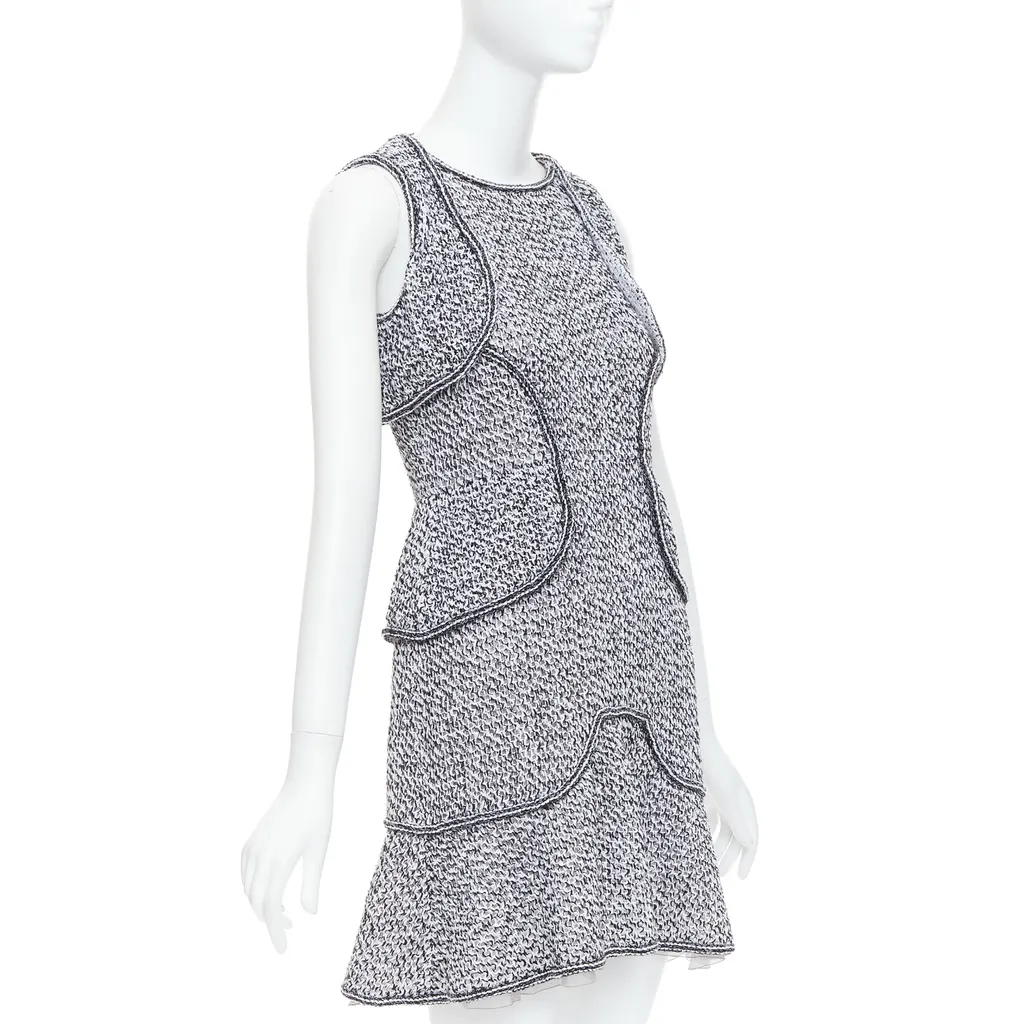 Chanel Tweed Ruffle Dress Black Cotton Never worn - Inside View