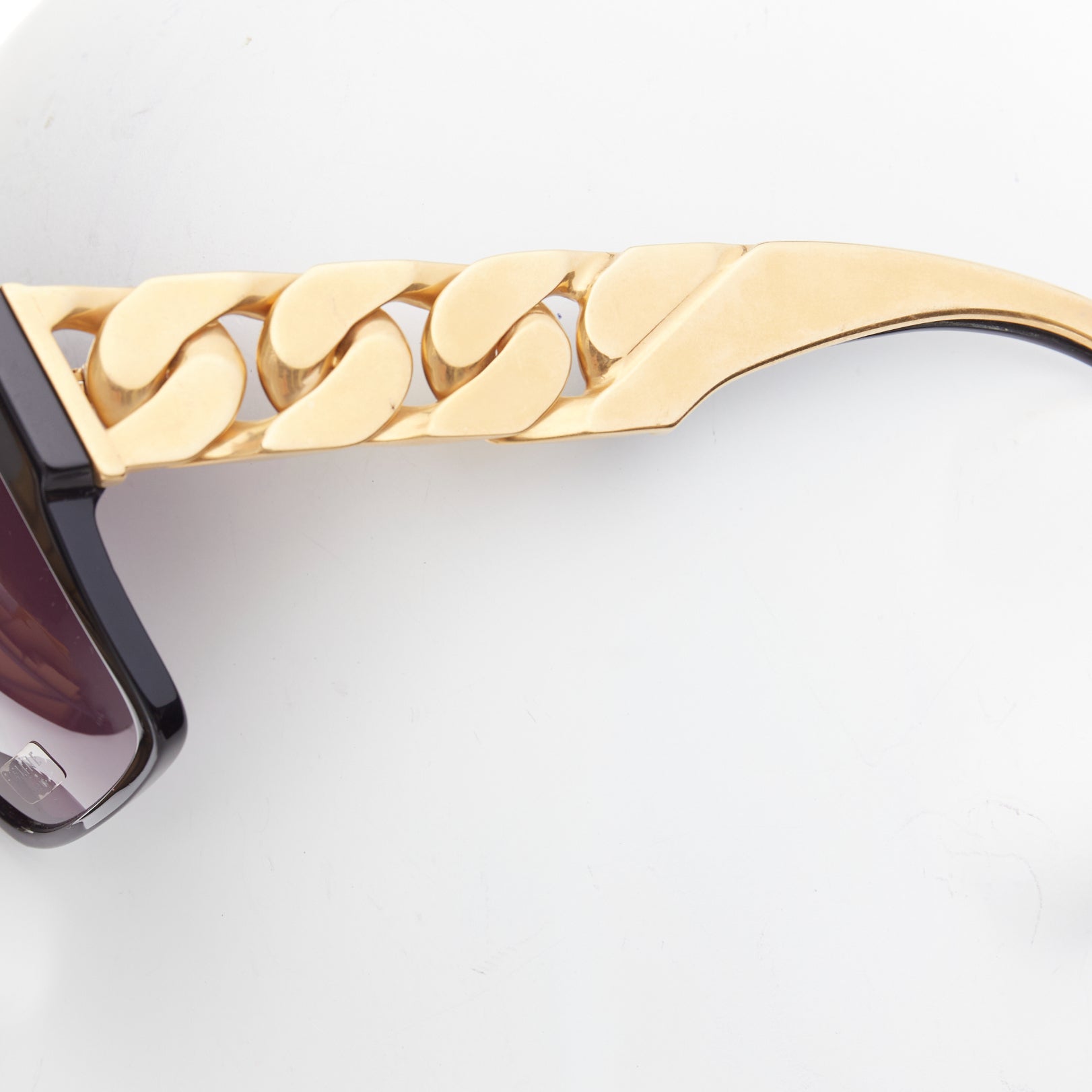 Celine CL41019S - Detail 1