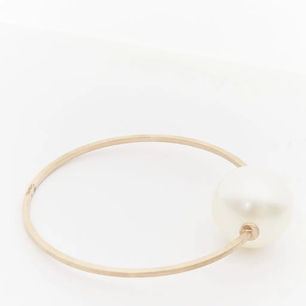 Chanel Orbital XL Pearl Bangle Beige Pearl Very good - Inside View