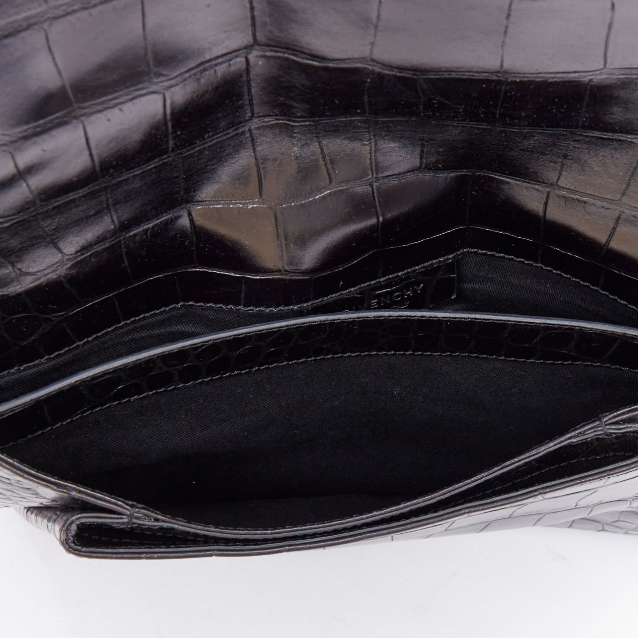 Givenchy Antigona - Image 10