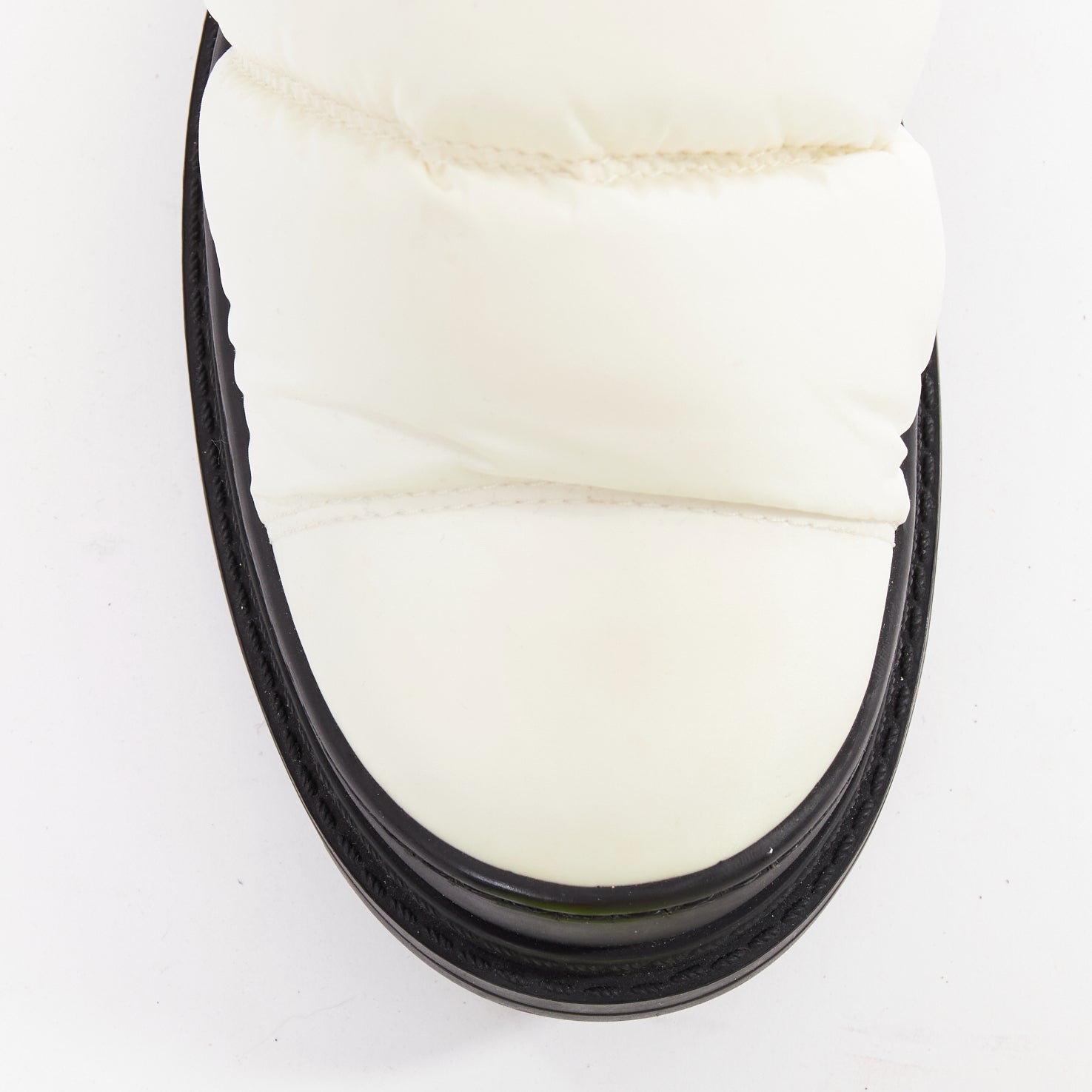 Chanel Cream nylon CC logo - Image 10