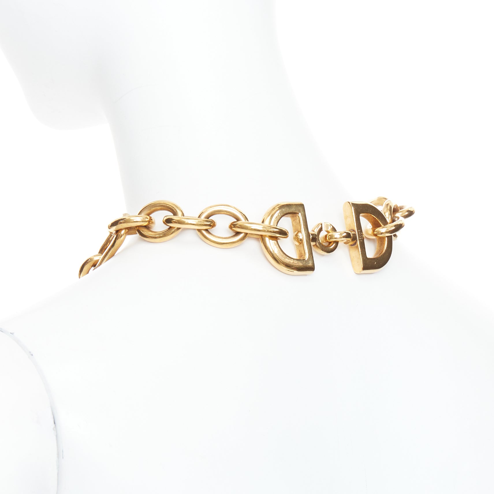 Celine Chunky Loop Necklace - Detail 1