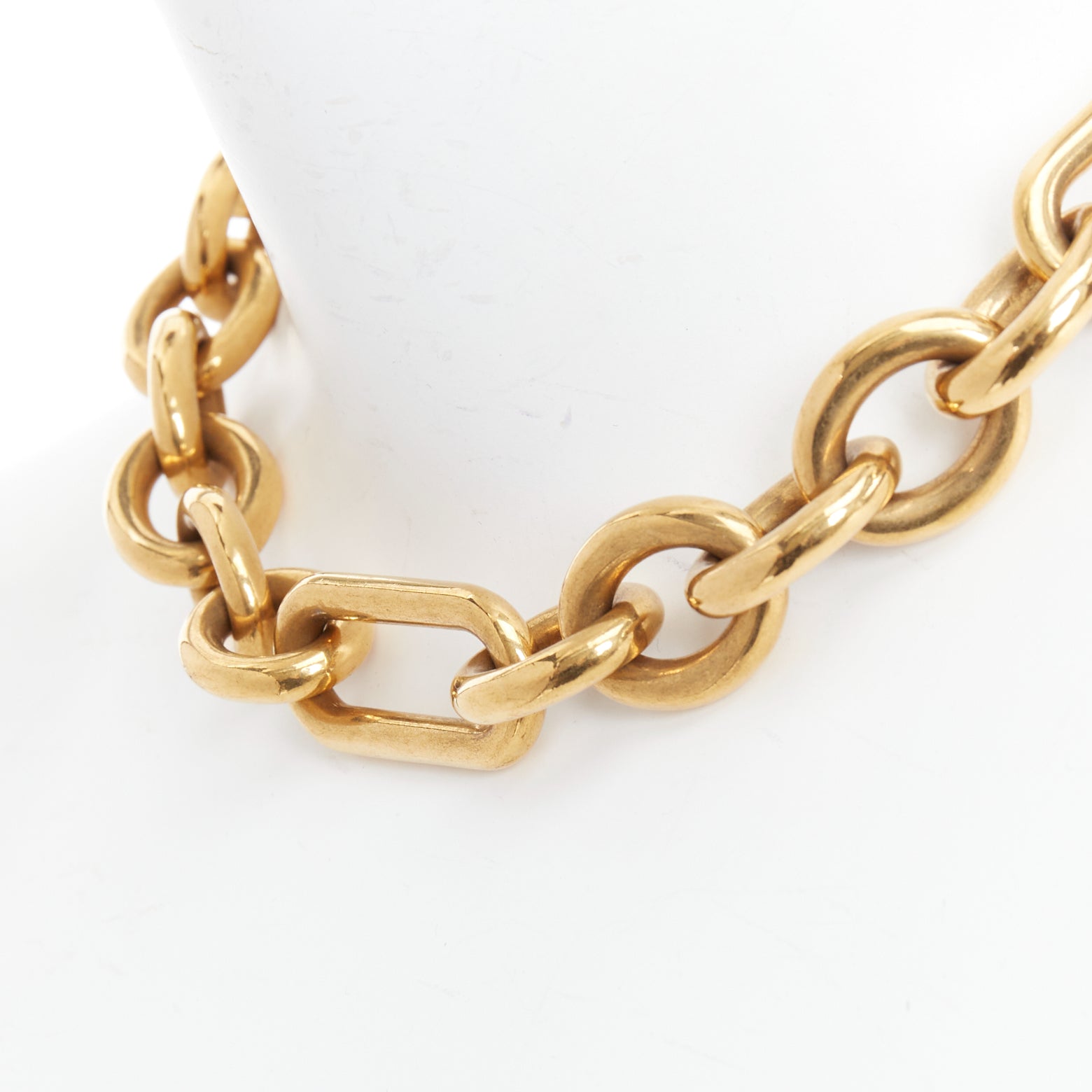 Celine Chunky Loop Necklace - Detail 2