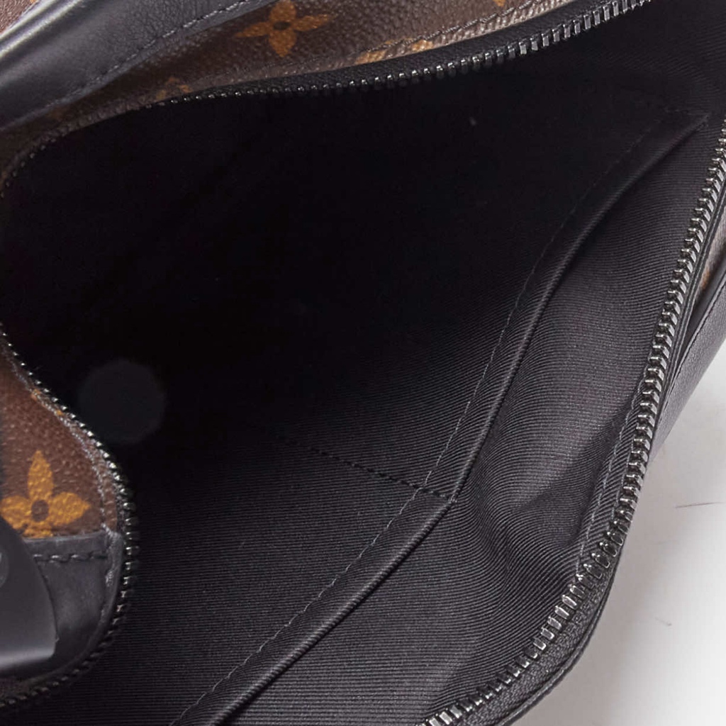 Louis Vuitton Solar Ray Soft Trunk - Image 11