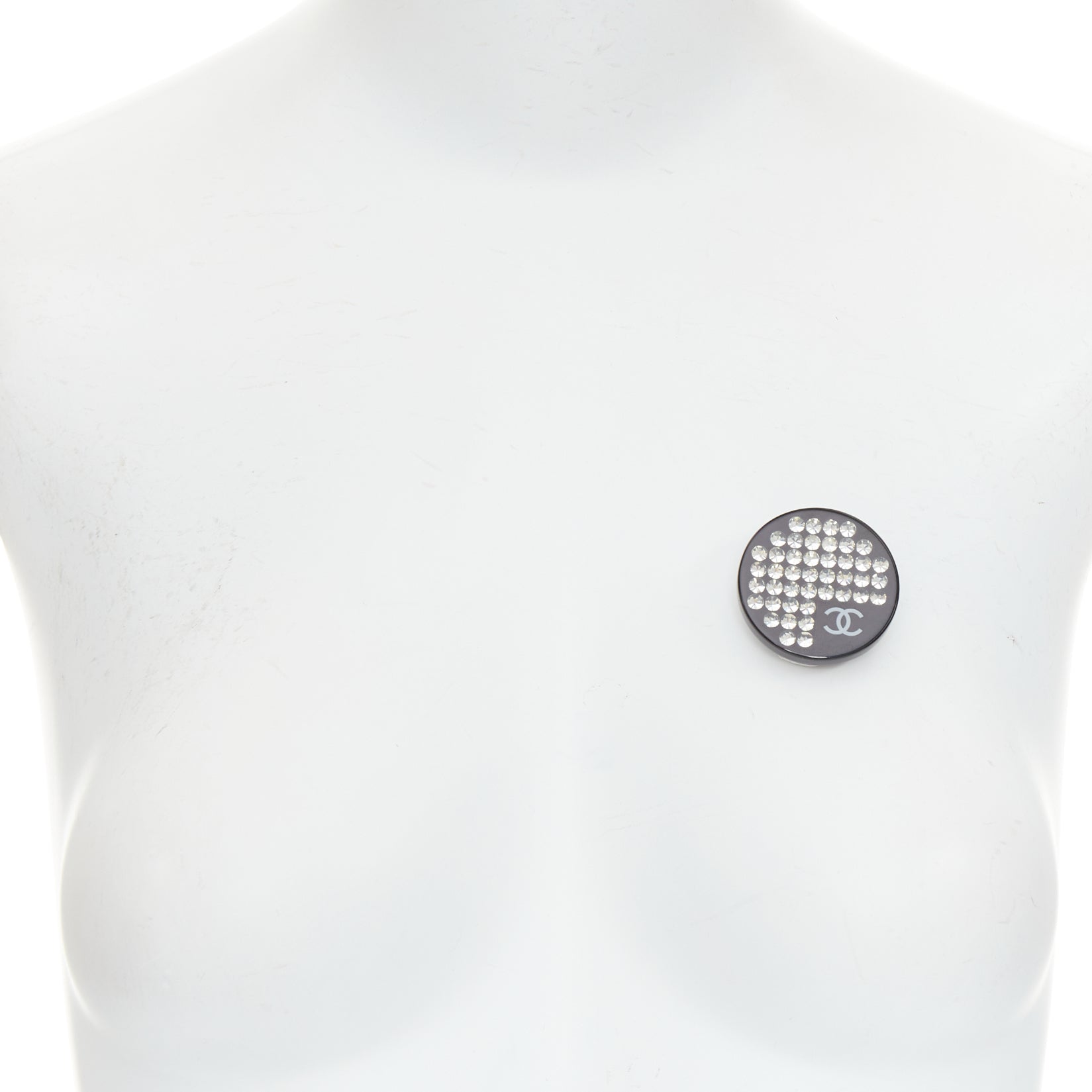 Chanel Diamante CC Pin - Back view