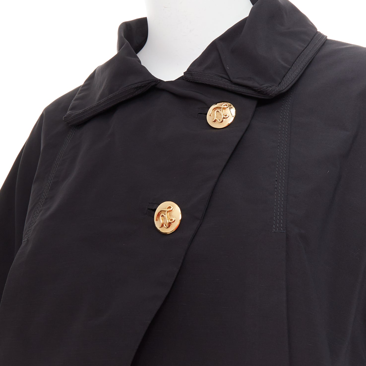 Louis Vuitton Black Gold Button Jacket - Detail 2