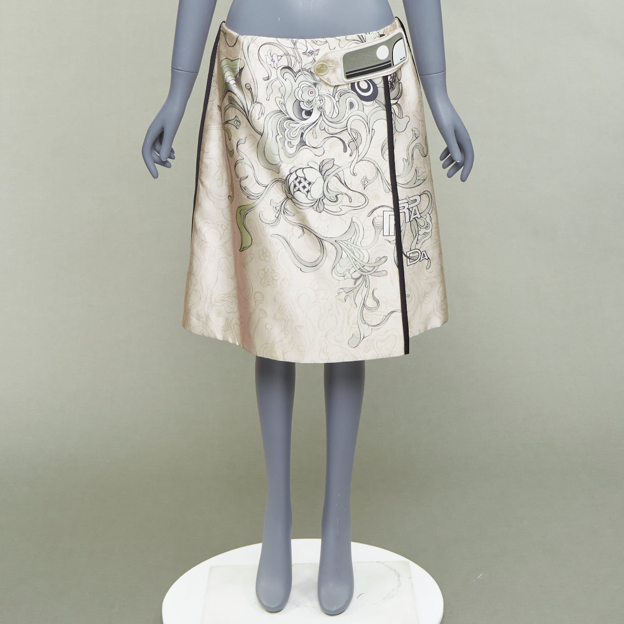 Prada Fairy Print Skirt - Image 11