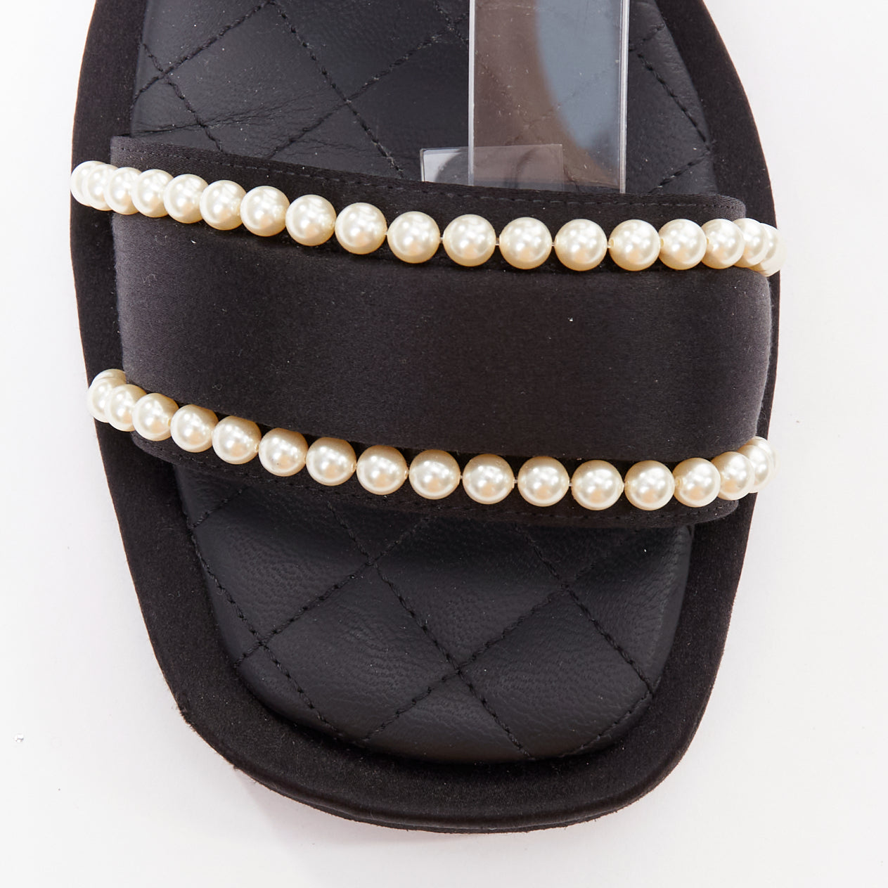 Chanel Pearl Dad Sandals - Detail 1