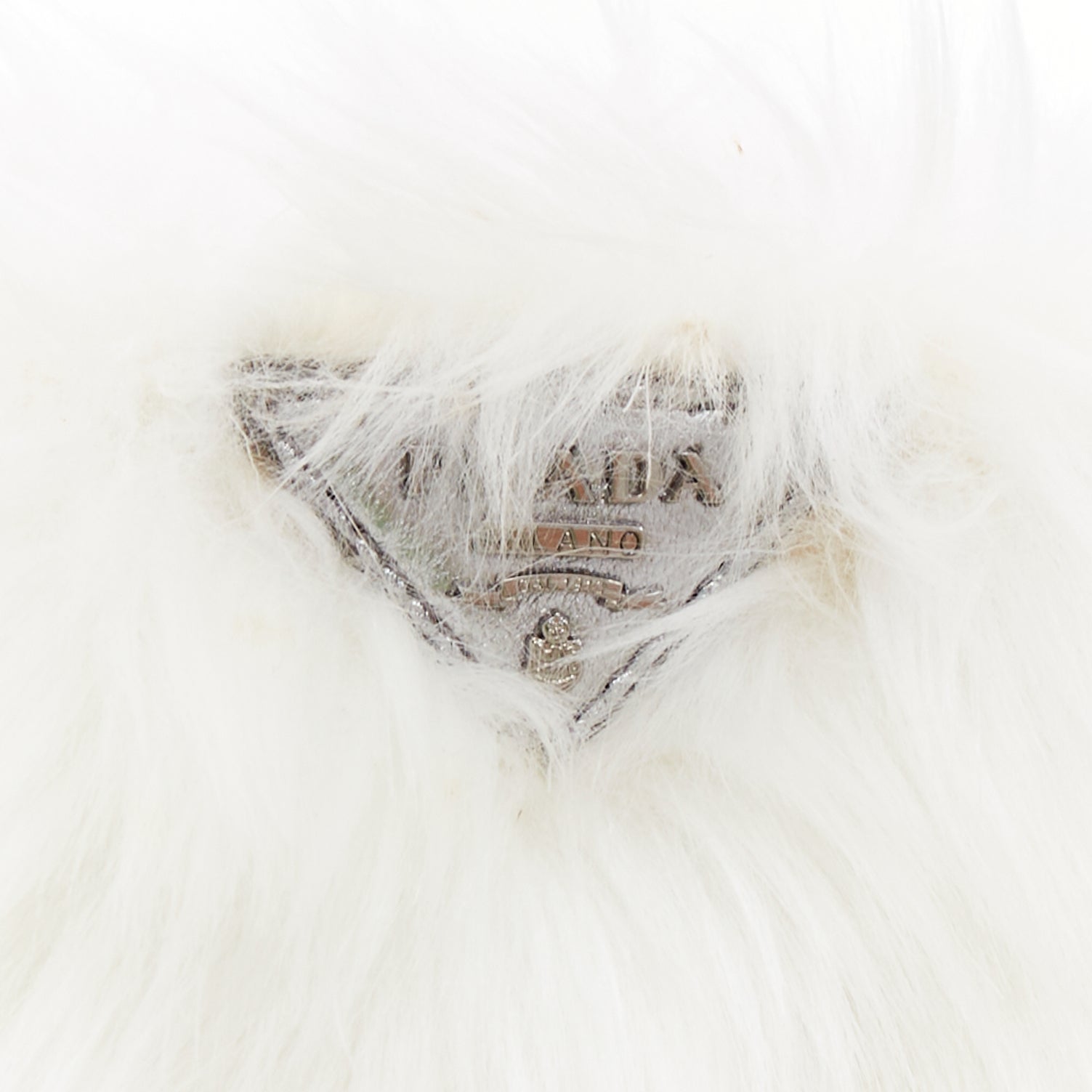 Prada White Fur Wristlet Bag - Image 10