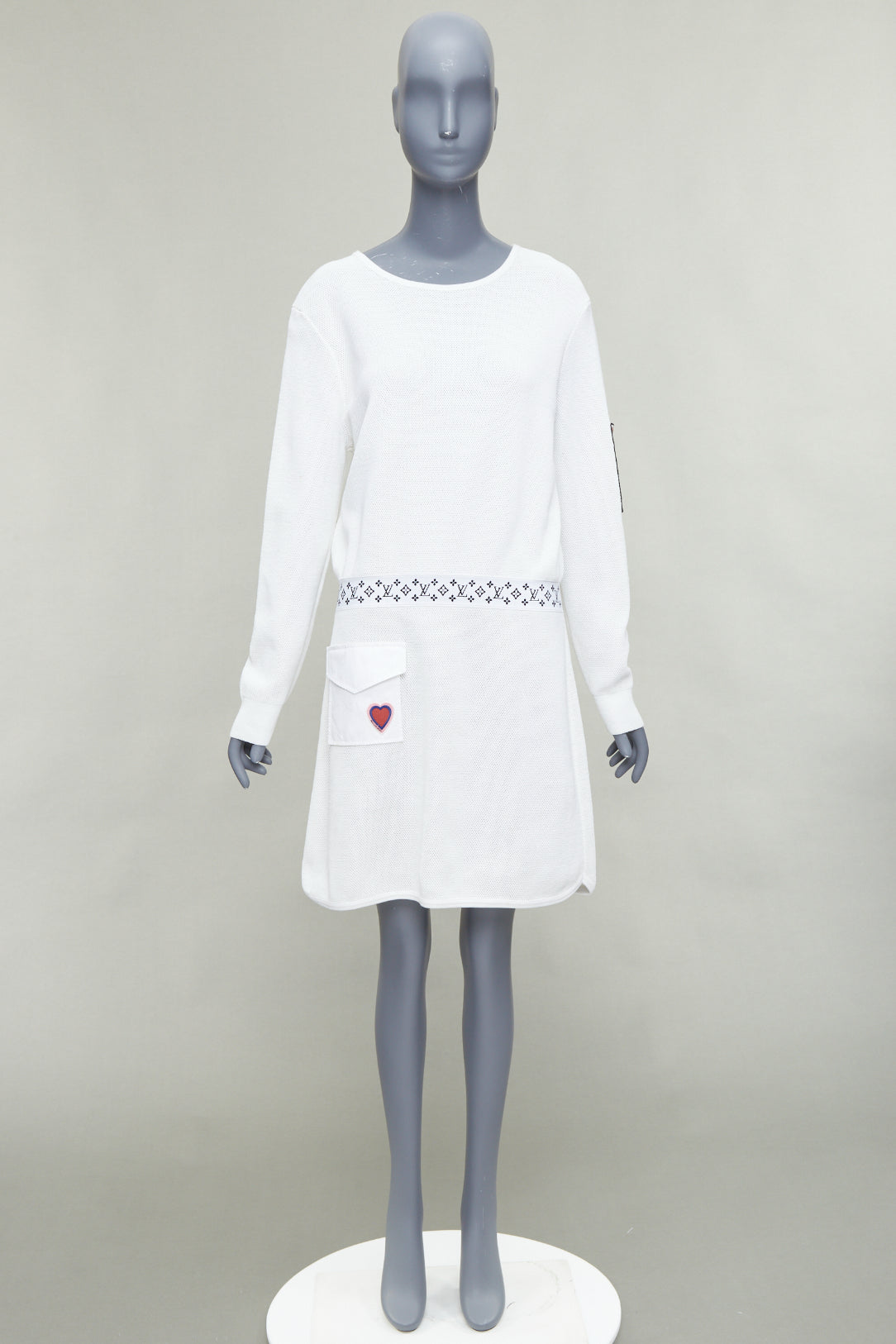 Louis Vuitton Badge Slouchy Dress - Image 11