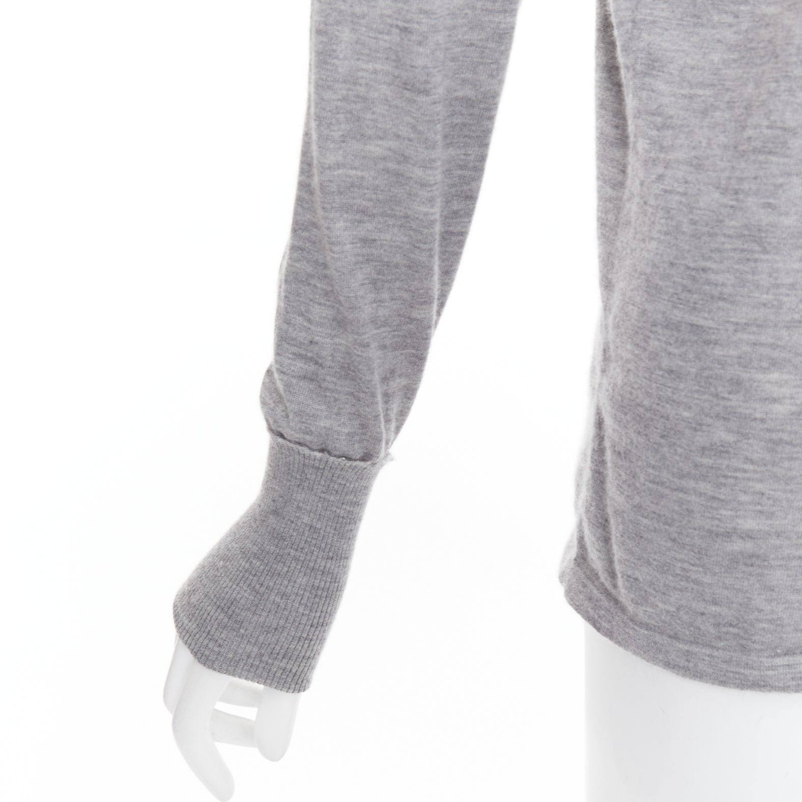 Chanel Camellia Button Sweater - Detail 2