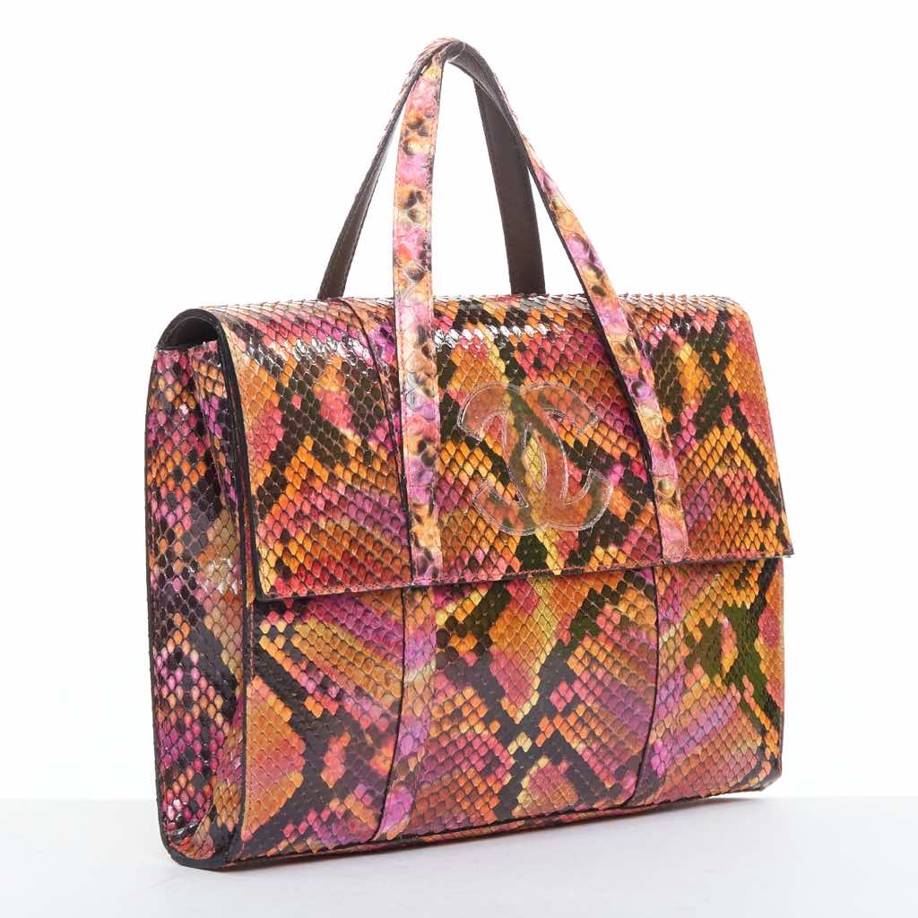 Chanel Glossy Scale Flap Bag - Image 6