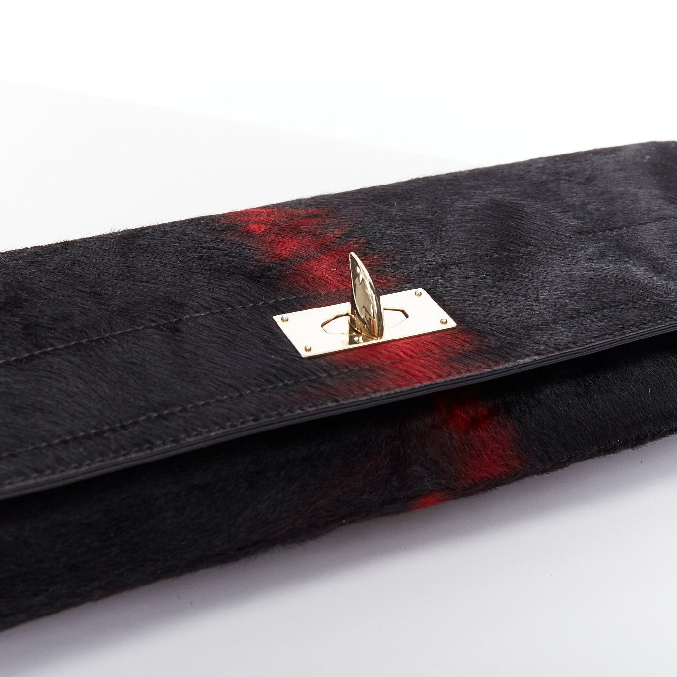 Givenchy Shark - Detail 1