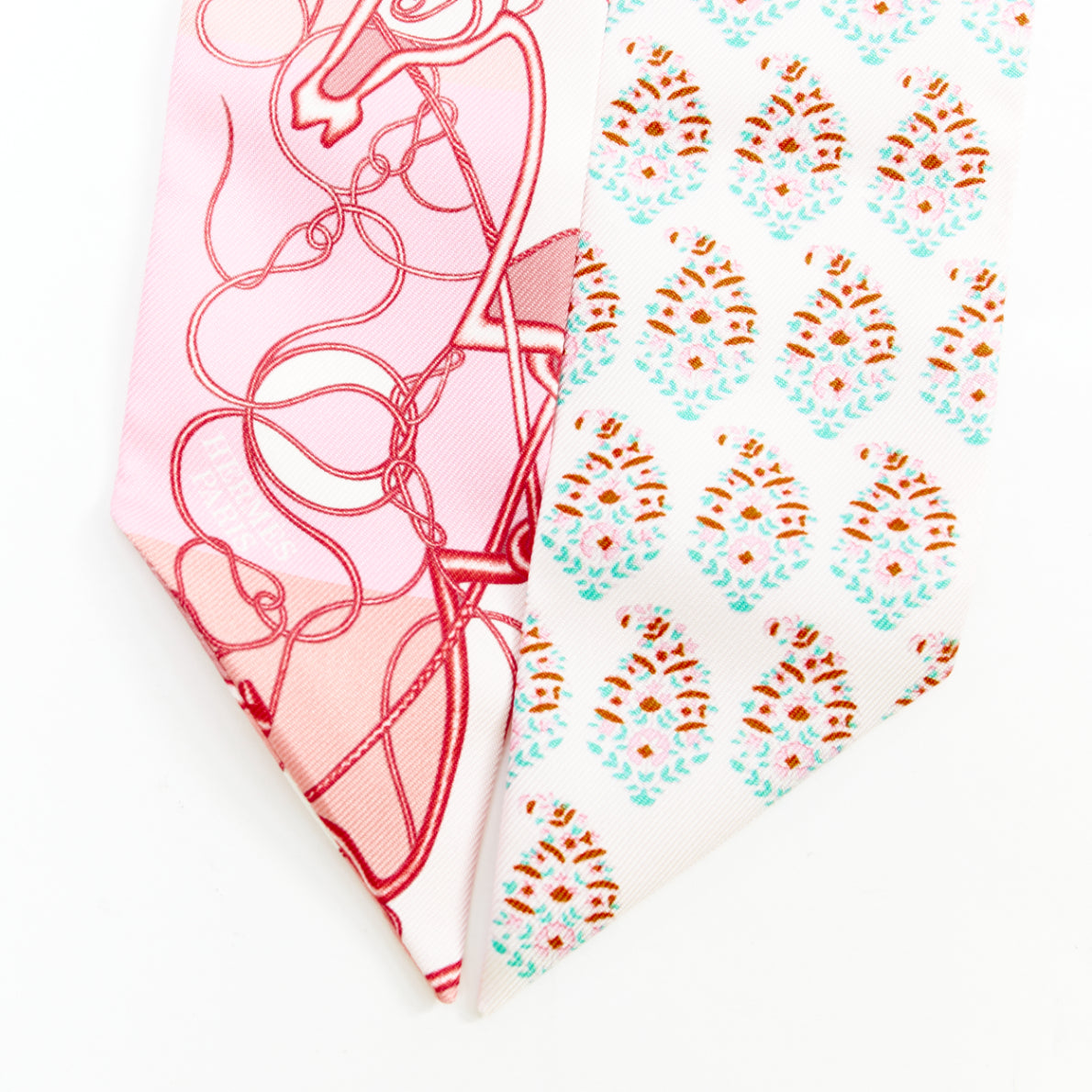 Hermès Silk Coup De Fouet Au Bloc Twilly Rose Nacre Turquoise - Back view