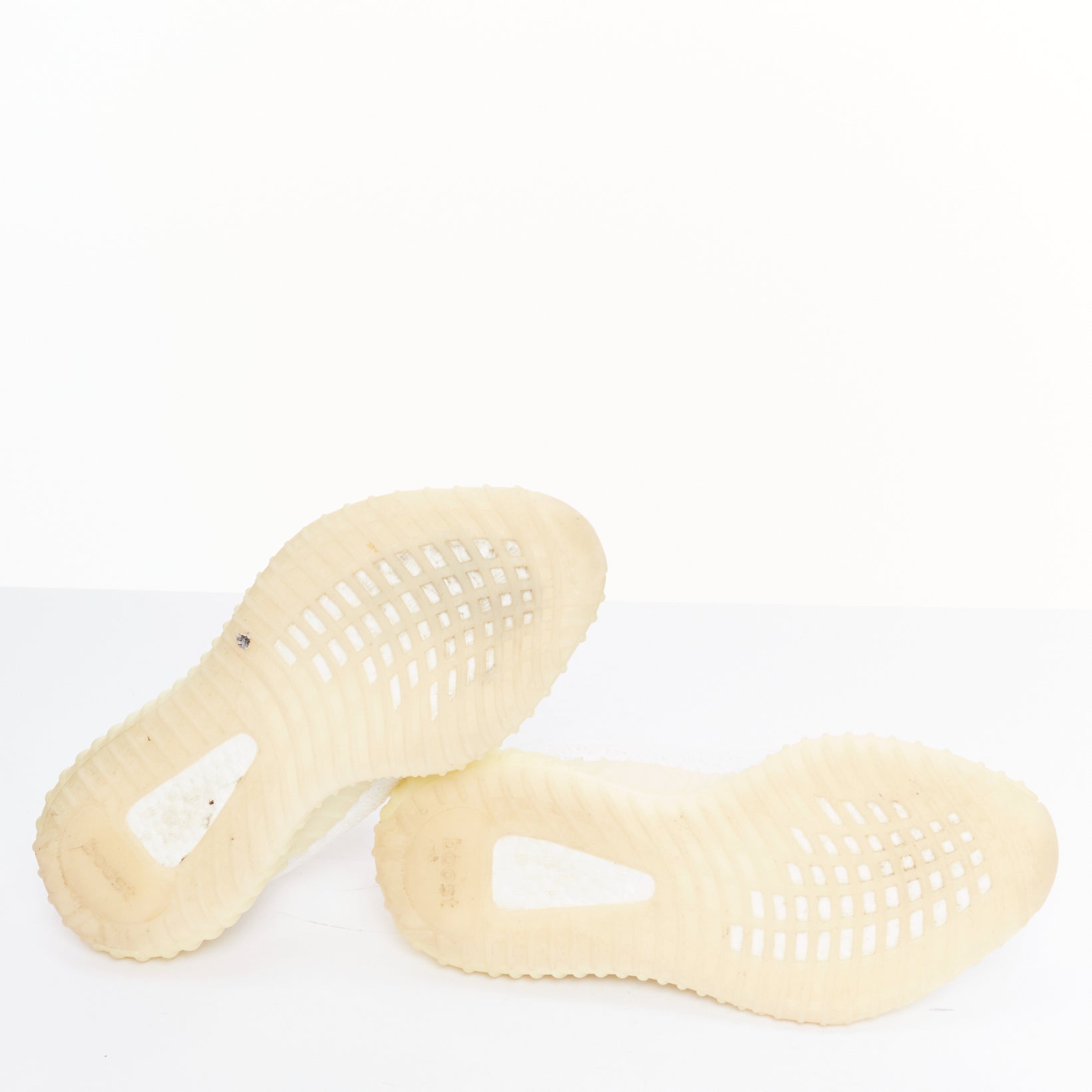 Yeezy Boost 350 V2 - Image 13