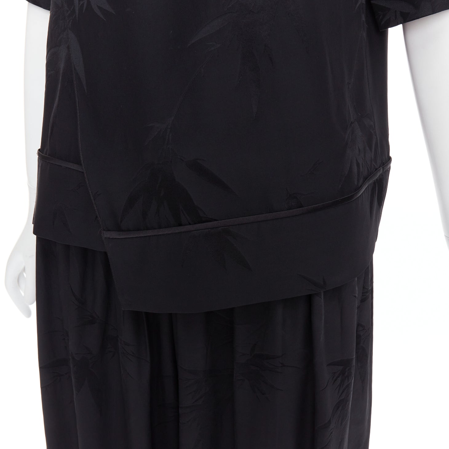 Ms Min Bamboo Brocade Set - Detail 2