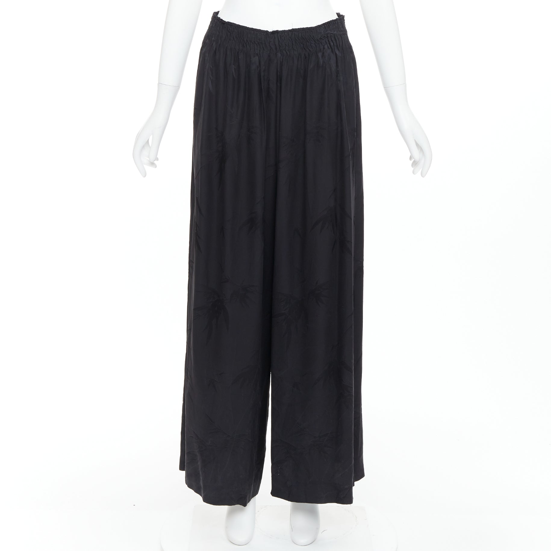 Ms Min Bamboo Brocade Set - Image 10