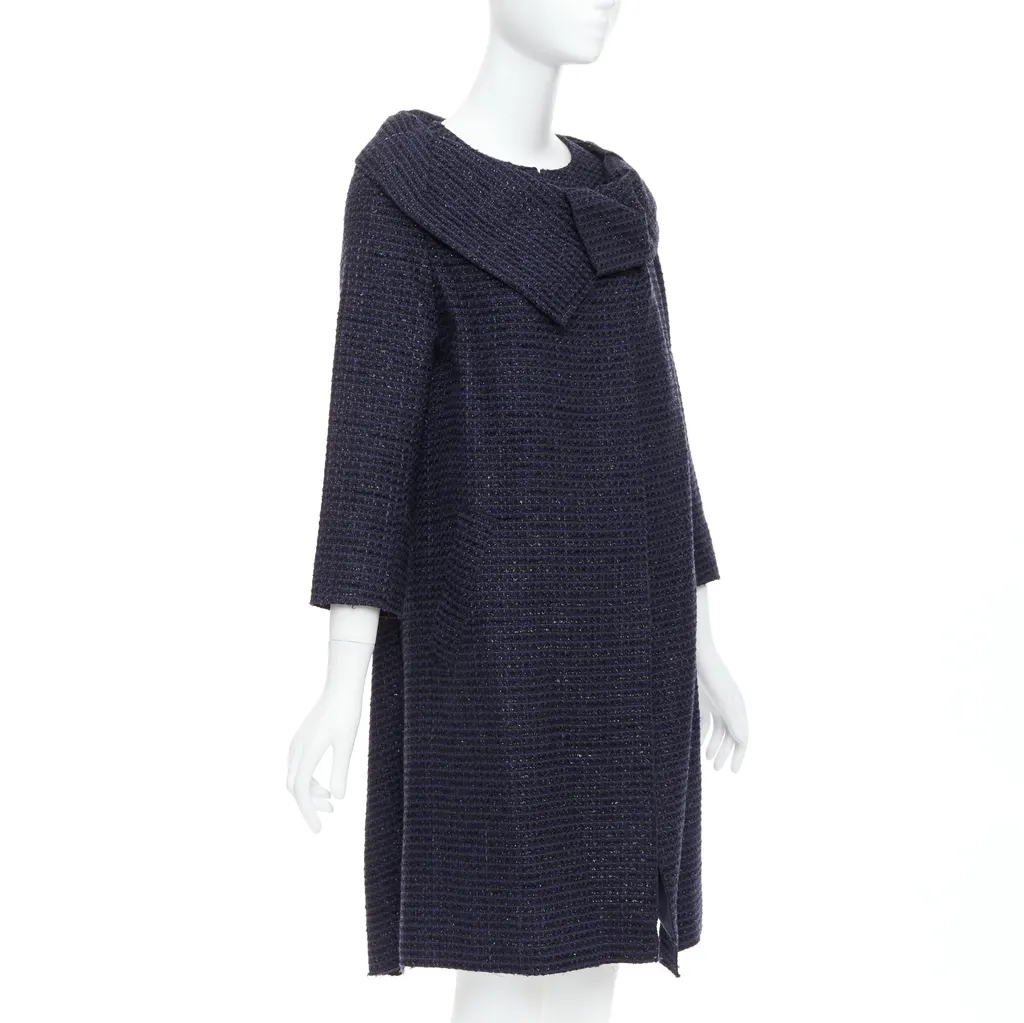Roland Mouret Navy Tweed Coat Navy Tweed Very good - Model View