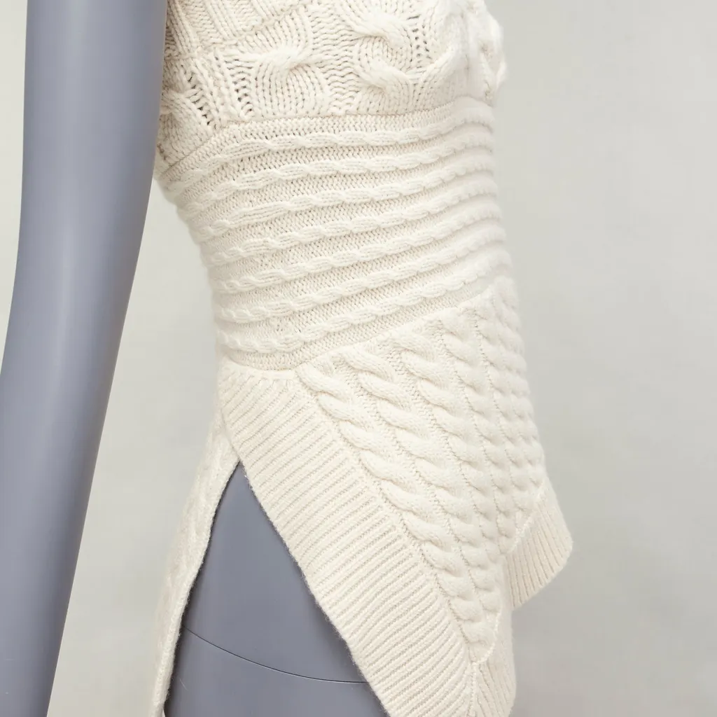 Burberry Cable Knit Pullover Beige Cashmere Never worn - Back View