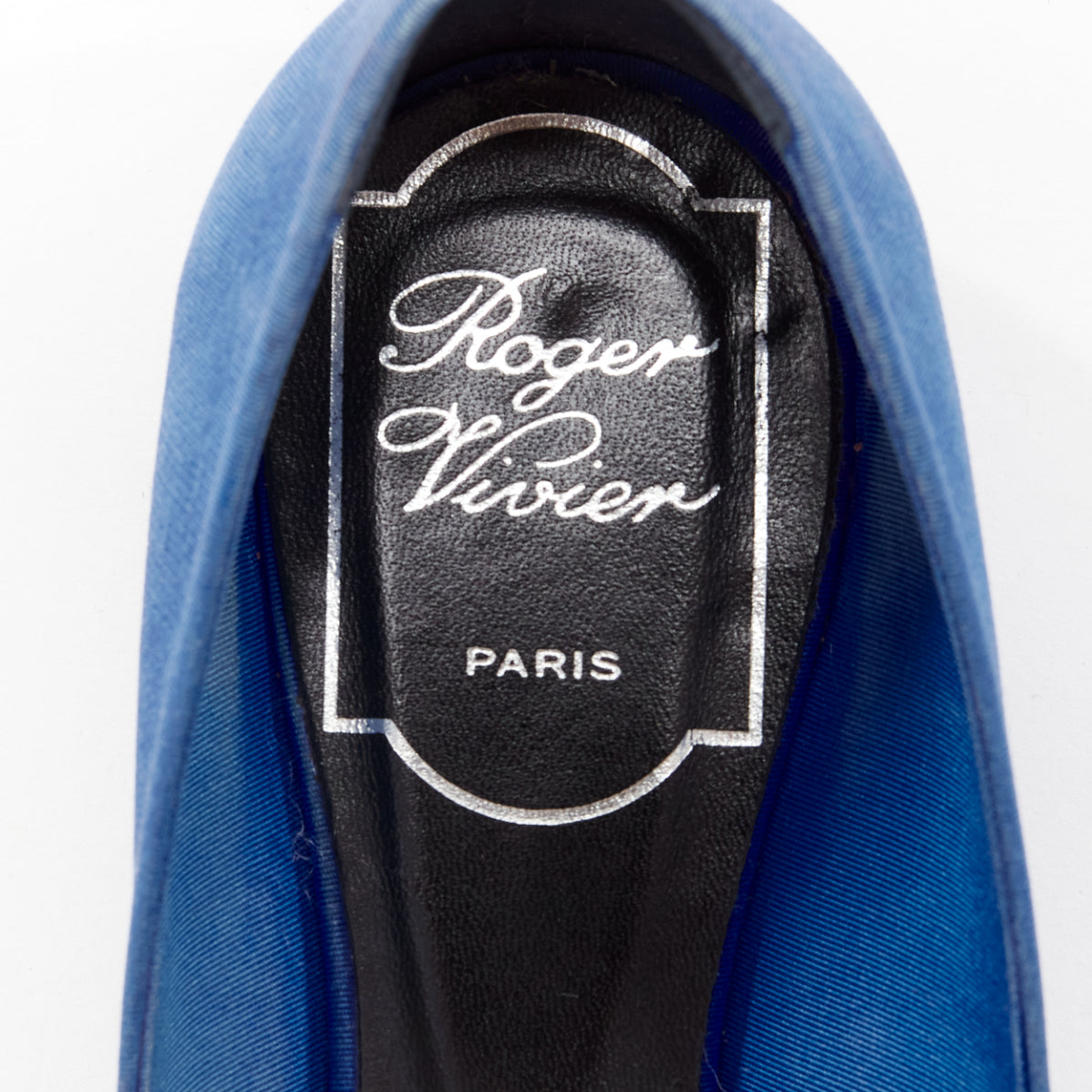 Roger Vivier Tweed CC Logo Flats - Image 10