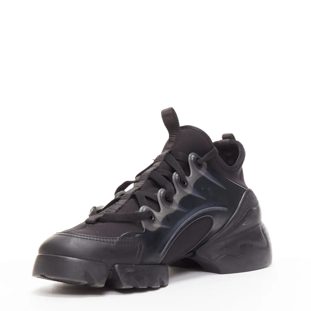 Dior D-connect Black Fair - Model View